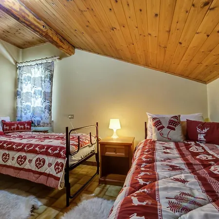 펜션 Maison Zerbion Antagnod - Attic Charm Lounge And Garden Cir 0103 샴폴루크