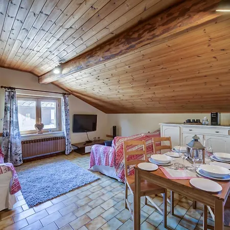 Maison Zerbion Antagnod - Attic Charm Lounge And Garden Cir 0103 Nyaraló *