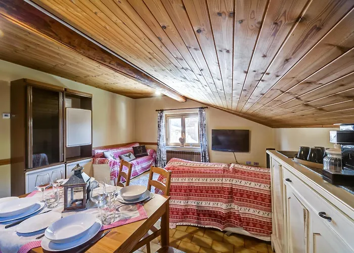 Maison Zerbion Antagnod - Attic Charm Lounge And Garden Cir 0103 Casa vacanze *