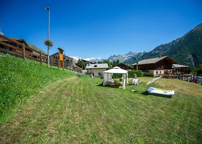 Maison Zerbion Antagnod - Attic Charm Lounge And Garden Cir 0103